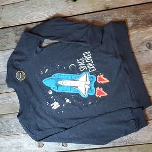 Cat & Jack long sleeve S (6/7) glow-in-the-dark Space Rocket gray top